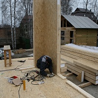 Монтаж стен 1-го этажа